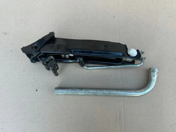 Chave de macaco VW Polo 6Q OEM 6Q0011031H - Usado image 10