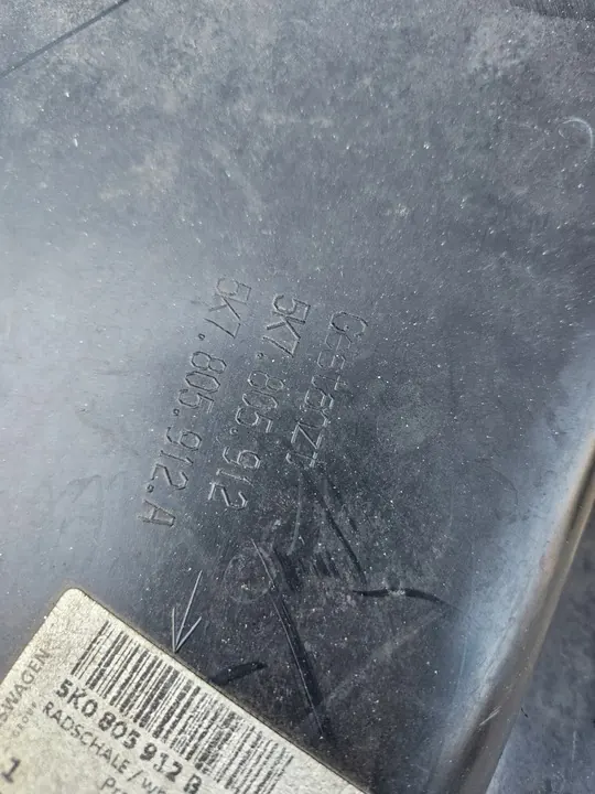 Volkswagen OE 5K0805912B front right wheel arch spoiler image 3