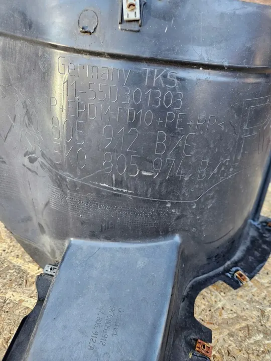 Volkswagen OE 5K0805912B front right wheel arch spoiler image 6