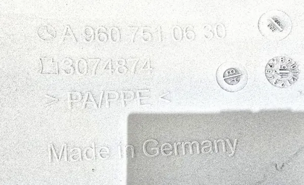 OEM 9607510630 Spoiler d'angle cabine gauche Mercedes Actros MP4 image 4