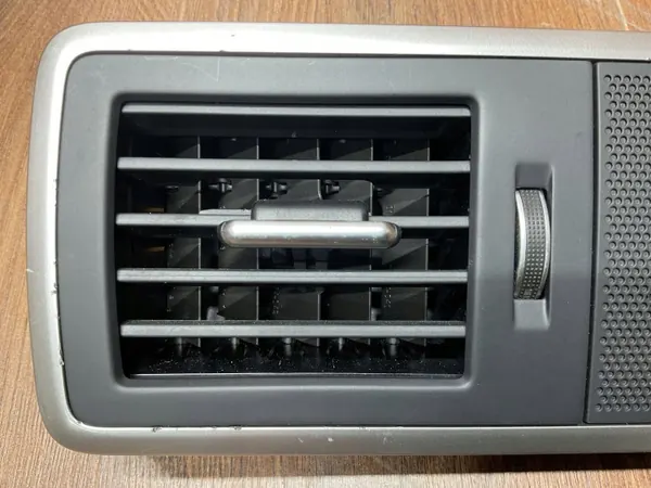 Vänster ventilationsgallret OEM DPLA-630E71-DB Range Rover image 4