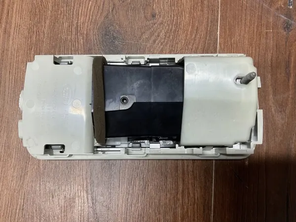 Vänster ventilationsgallret OEM DPLA-630E71-DB Range Rover image 5