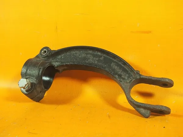 Audi A5 8T Stoßdämpferhalter OEM 8k0413037L Links image 6