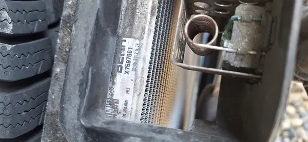 NISSAN NV200 EVALIA 1.5 DCI Radiador de Agua AC image 4