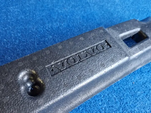 VOLVO XC40 Etupuskuri Vaimennin OEM 31449345 image 5