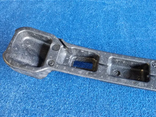 VOLVO XC40 Etupuskuri Vaimennin OEM 31449345 image 9