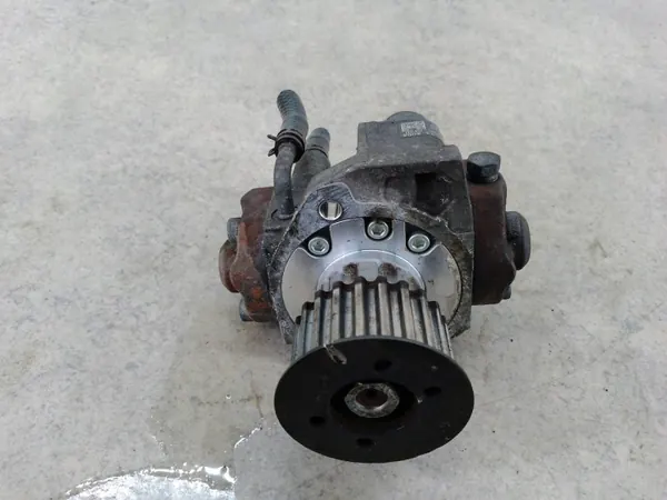 Mazda 5 ruiskutus pumppu OEM RF7J13800A 2.0 CiDT image 3