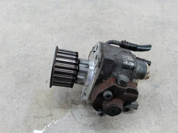 Mazda 5 ruiskutus pumppu OEM RF7J13800A 2.0 CiDT image 4