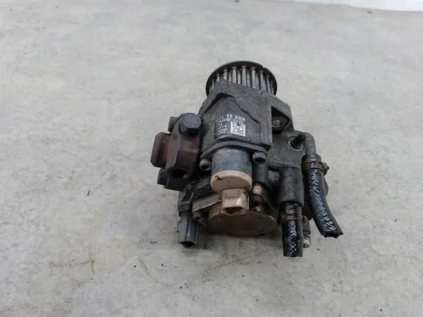 Mazda 5 ruiskutus pumppu OEM RF7J13800A 2.0 CiDT image 5