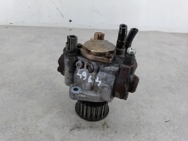 Mazda 5 ruiskutus pumppu OEM RF7J13800A 2.0 CiDT image 7