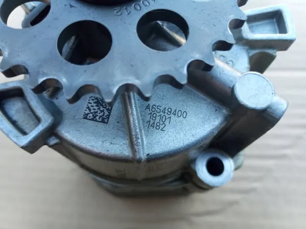 Mercedes Ölpumpe OEM A6549400 für 2.0 CDI image 3
