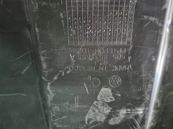 VW Beetle Frontstoßstange 2011 OEM image 5