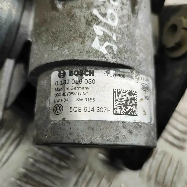 Remcilinder OEM 5QE614307F voor VW Golf VII Variant image 8
