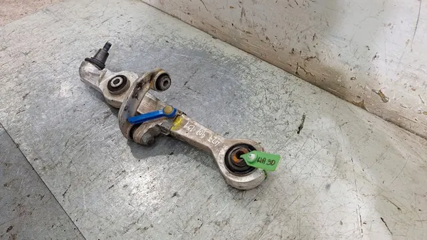 Braccio di Controllo Anteriore Inferiore Destro Audi A6 C5 image 3