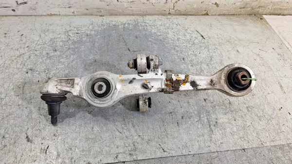 Braccio di Controllo Anteriore Inferiore Destro Audi A6 C5 image 4