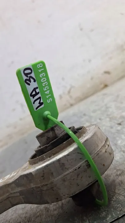 Braccio di Controllo Anteriore Inferiore Destro Audi A6 C5 image 7