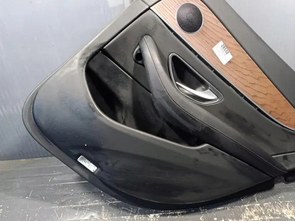 Mercedes-Benz W213 Deurbekleding Rechts Achter OEM Wrakowisko-28532- image 5