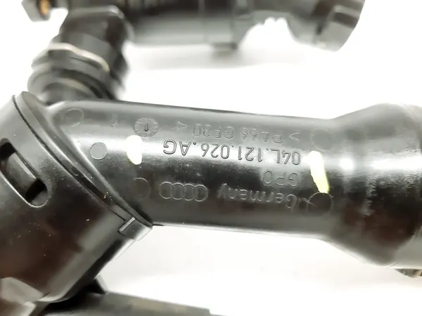 AUDI A4 B9 2.0 TDI Carcasa de Termostato 04L121026AG image 2