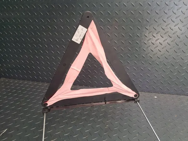 Triangle de signalisation d'urgence BMW E60 E39 E46 E38 E65 1 095 535 image 4