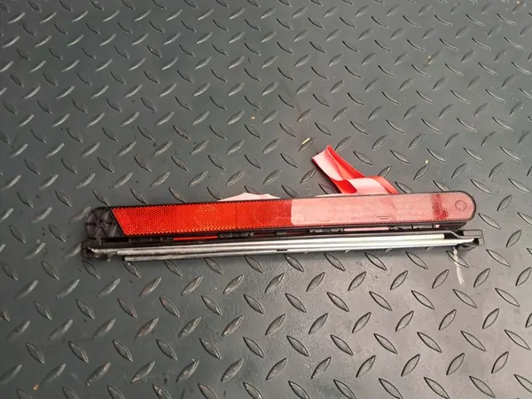 Triangle de signalisation d'urgence BMW E60 E39 E46 E38 E65 1 095 535 image 7