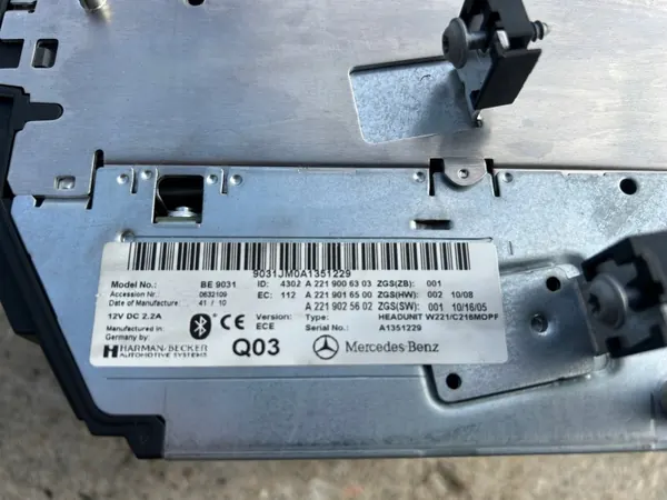 Mercedes W221 Navigationsgerät OEM W221asd34rt7 image 3