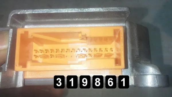 Gebruikte Ford Galaxy ECU OEM AM-319861 (1996) image 3