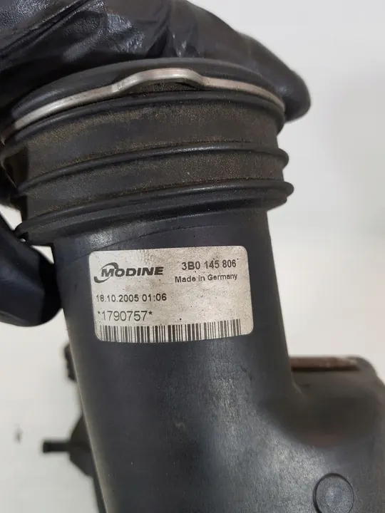 Intercooler destro Skoda VW AUD 2.5TDI 3B0145806 image 7