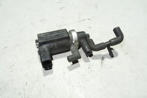 Elektromagnetisk ventil AUDI A6 2.5L Diesel 059906627B image 3