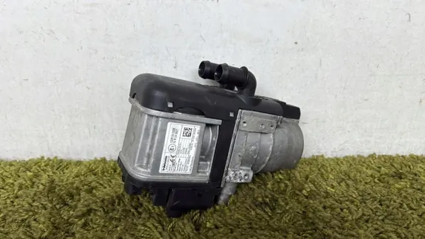 Webasto Standkachel Peugeot 508 Audi A5 SQ5 T6 OEM E1122R000258 image 2