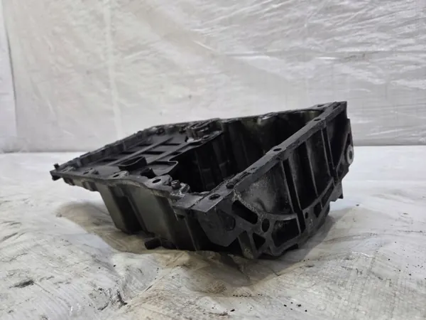 Cárter de aceite OEM 55490406 para Opel Astra K 1.6 CDTI image 4