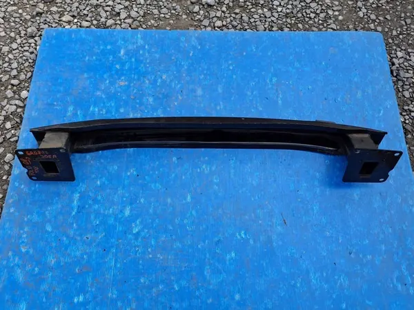 Takapuskuri VW Polo V 6R 09-17 6R0807305A image 2