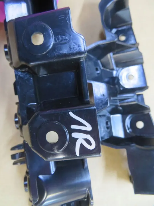 Deslizamento dianteiro direito Dacia Sandero III Logan III OEM 622221846R image 7