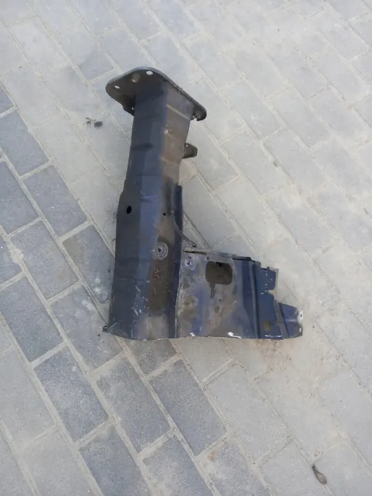 Rail Zone Déformable Avant Droit Volvo V40 II OEM image 2