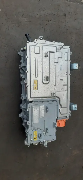 Inversor Renault Megane E-Tech 2022 OEM RN296A04768R image 2