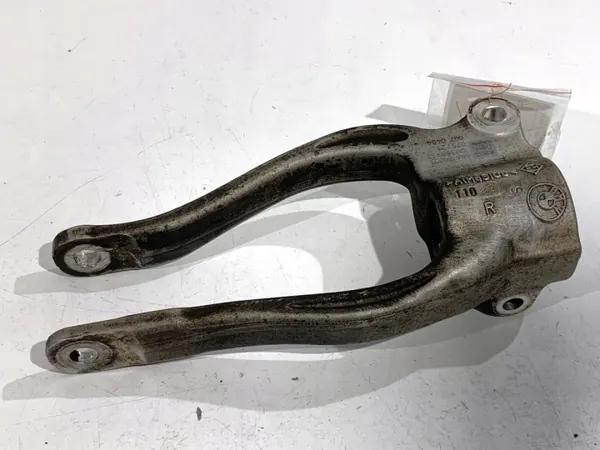 Stoßdämpferhalter vorne rechts OEM 6861200 BMW G30 image 3