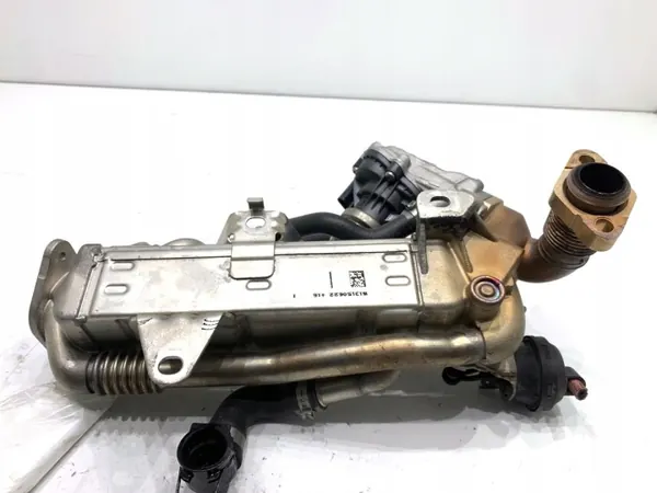Válvula EGR con Refrigerador OEM LORK-83-123346 BMW G30 image 3