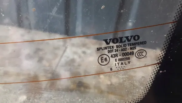 Achterruit OEM szyba tyl Volvo S60 I 06r image 5