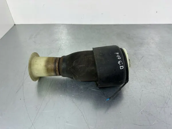 BMW 5 F10 F11 bakkrockudde OEM 6784381 image 3