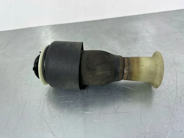 BMW 5 F10 F11 bakkrockudde OEM 6784381 image 6