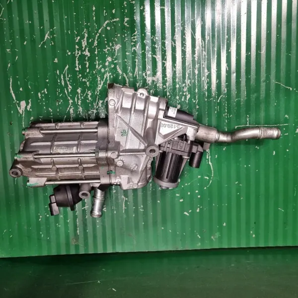 Gebruikte EGR-koeler OEM FW93-9U438-AA voor Jaguar F-Pace 3.0D image 5