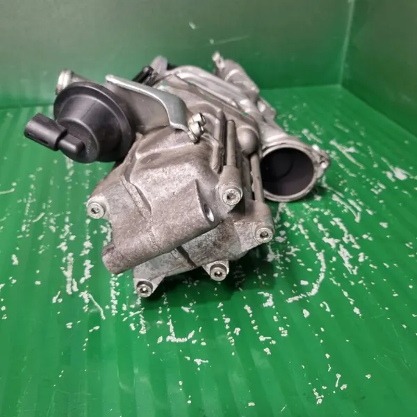 Gebruikte EGR-koeler OEM FW93-9U438-AA voor Jaguar F-Pace 3.0D image 7