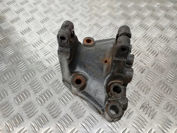 Support de Ressort Scania Gauche OEM 1785814 image 3