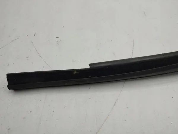 Joint de vitre avant OEM AMD115327 pour Mini Cooper image 10