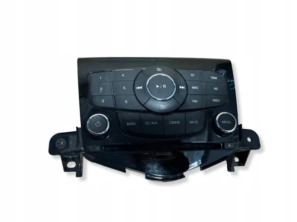 Radio navigaatiolla OEM 94563267 Chevrolet Cruzeen image 3