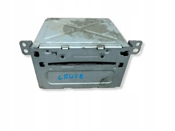 Radio navigaatiolla OEM 94563267 Chevrolet Cruzeen image 4