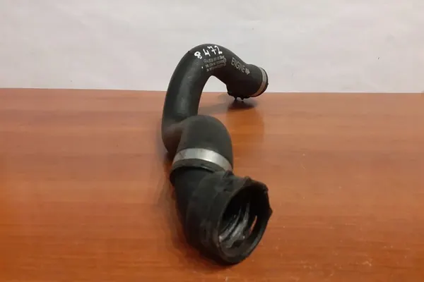 Jäähdytysputki MERCEDES-BENZ C (W205) 2.0L bensiini image 8