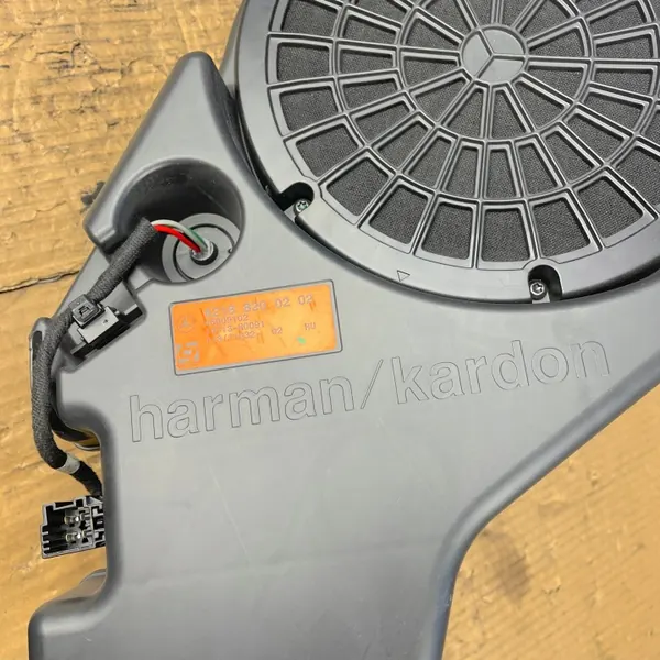 Caisson de basse OEM A2188200202 Mercedes W212 W218 image 5