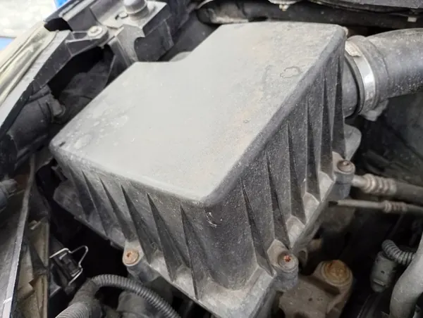 Opel Ilmansuodatinkotelo OEM MM-0603-4 Corsa D 1.2 image 3