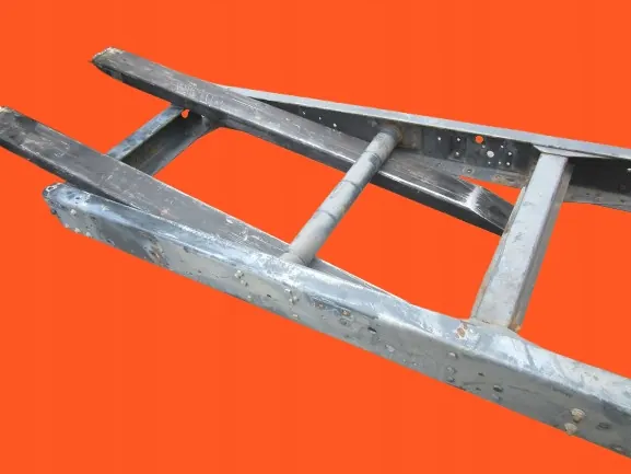 IVECO DAILY VI 2019 PIÈCE ARRIÈRE CADRE 70C image 3