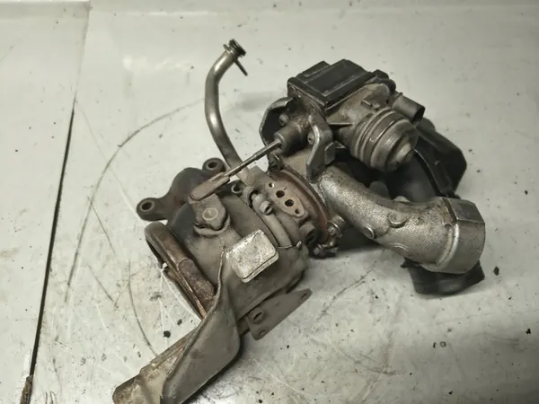 Turbo VW Golf VII Skoda Seat Audi 1.2 TSI CJZ 04E145704T image 2